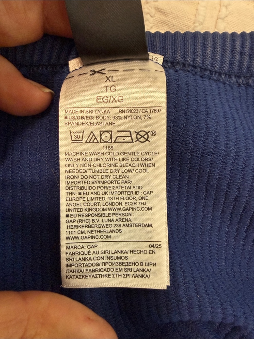 GAP Navy Ribbed Cropped Tank - Picture 6 of 6